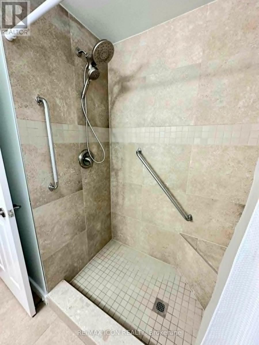 201 Biltmore Drive Property Photo 10