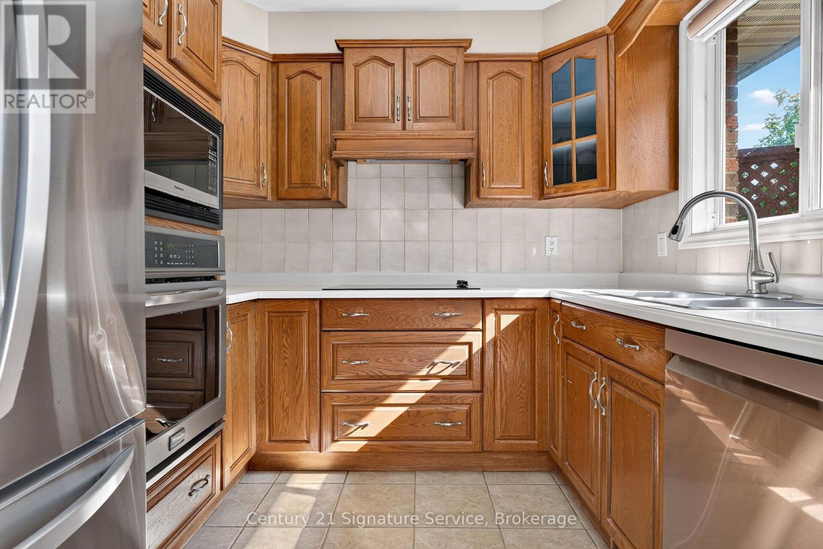 11 Fuller Crescent Property Photo 7