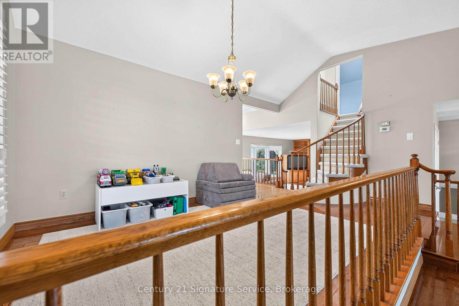 11 Fuller Crescent Property Photo 18