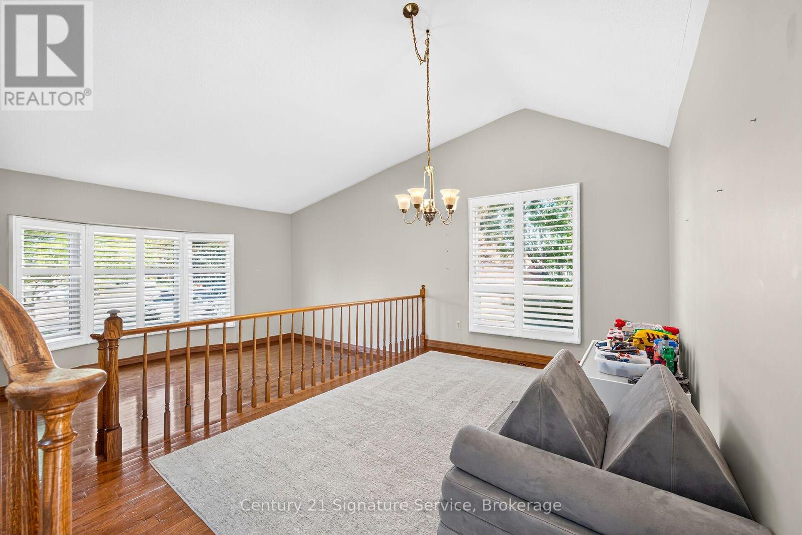 11 Fuller Crescent Property Photo 36