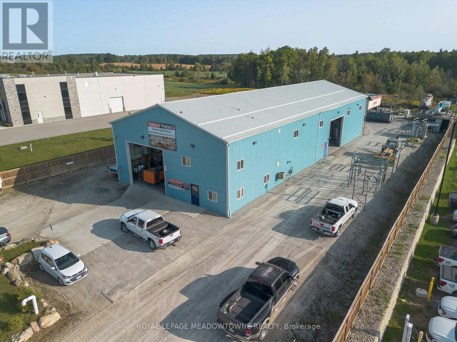 4931 7th Line Property Photo 10