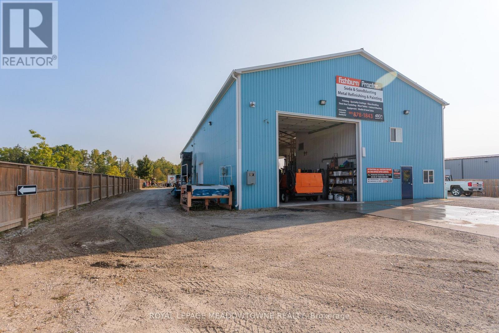 4931 7th Line Property Photo 11