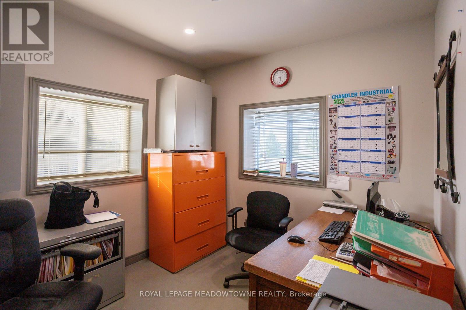 4931 7th Line Property Photo 13