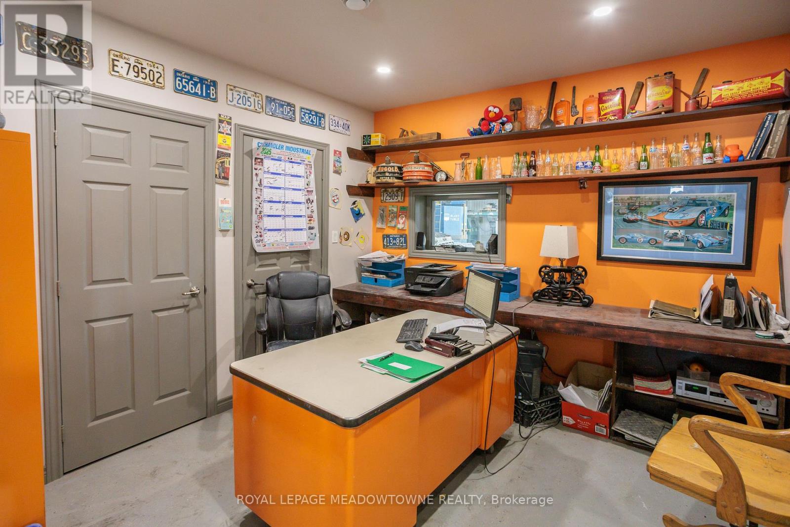4931 7th Line Property Photo 15