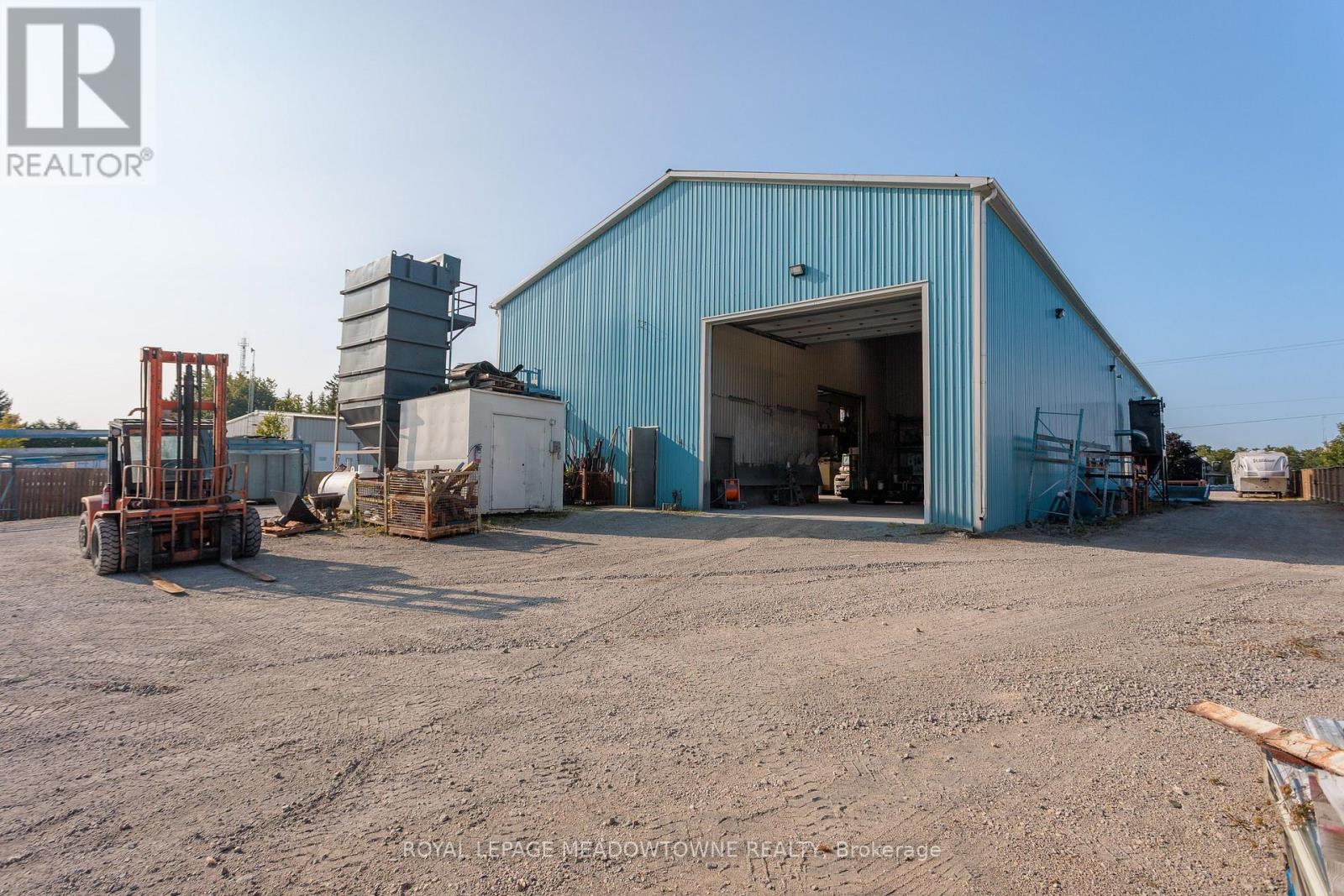 4931 7th Line Property Photo 18