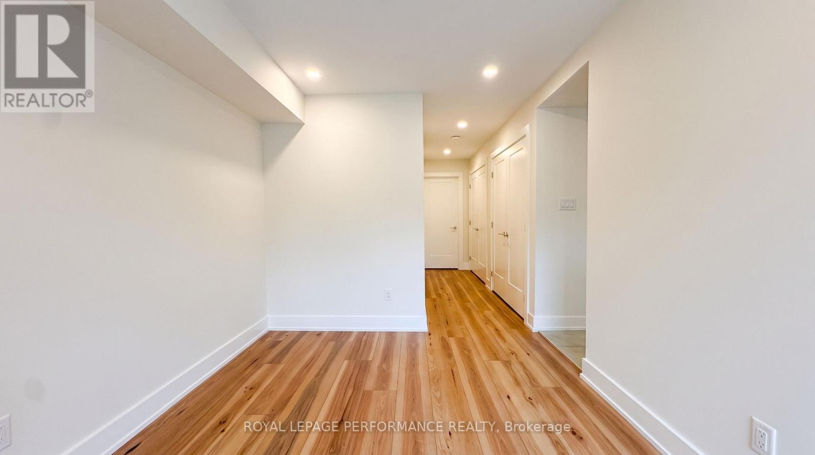 A/b - 238 Lebreton Street N Property Photo 8