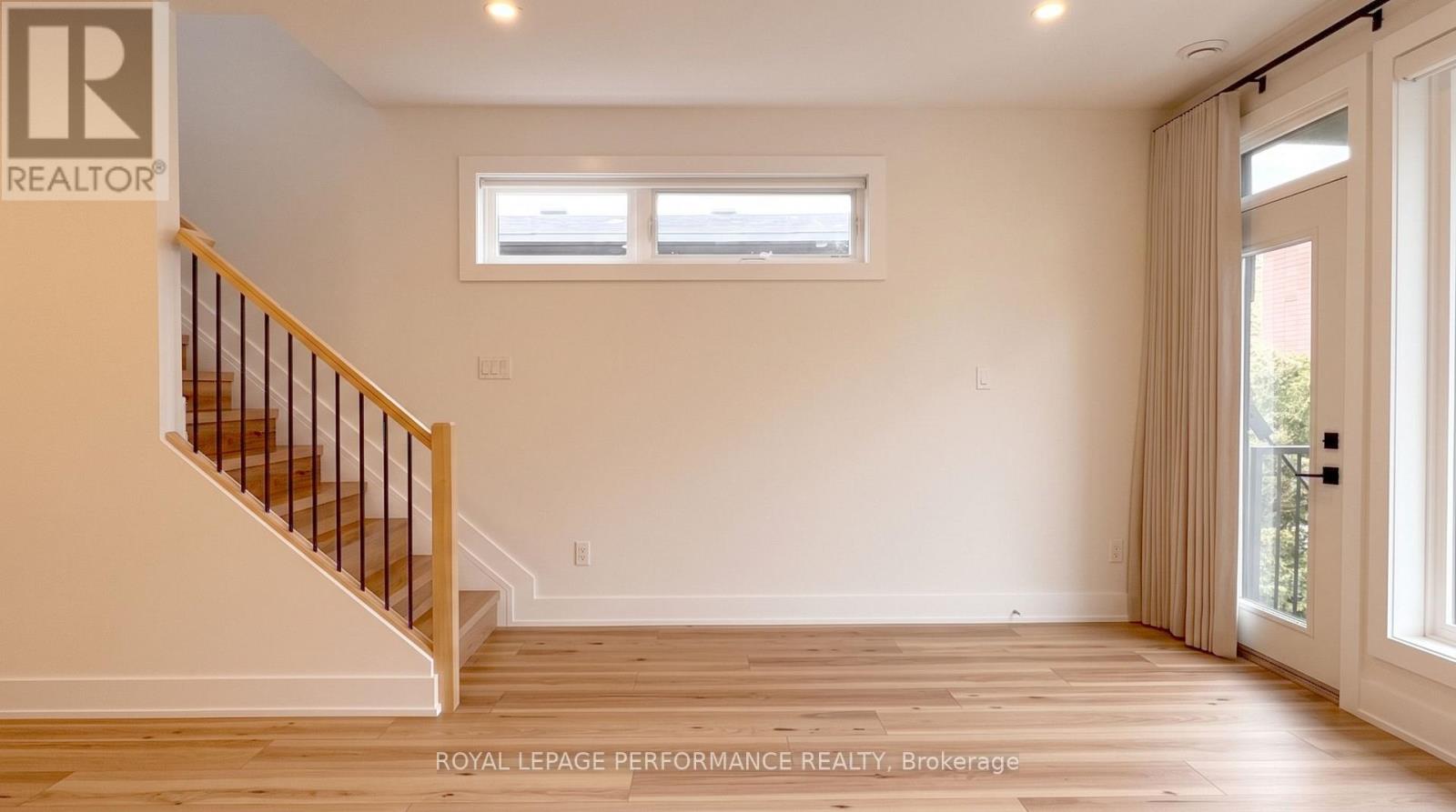 A/b - 238 Lebreton Street N Property Photo 21