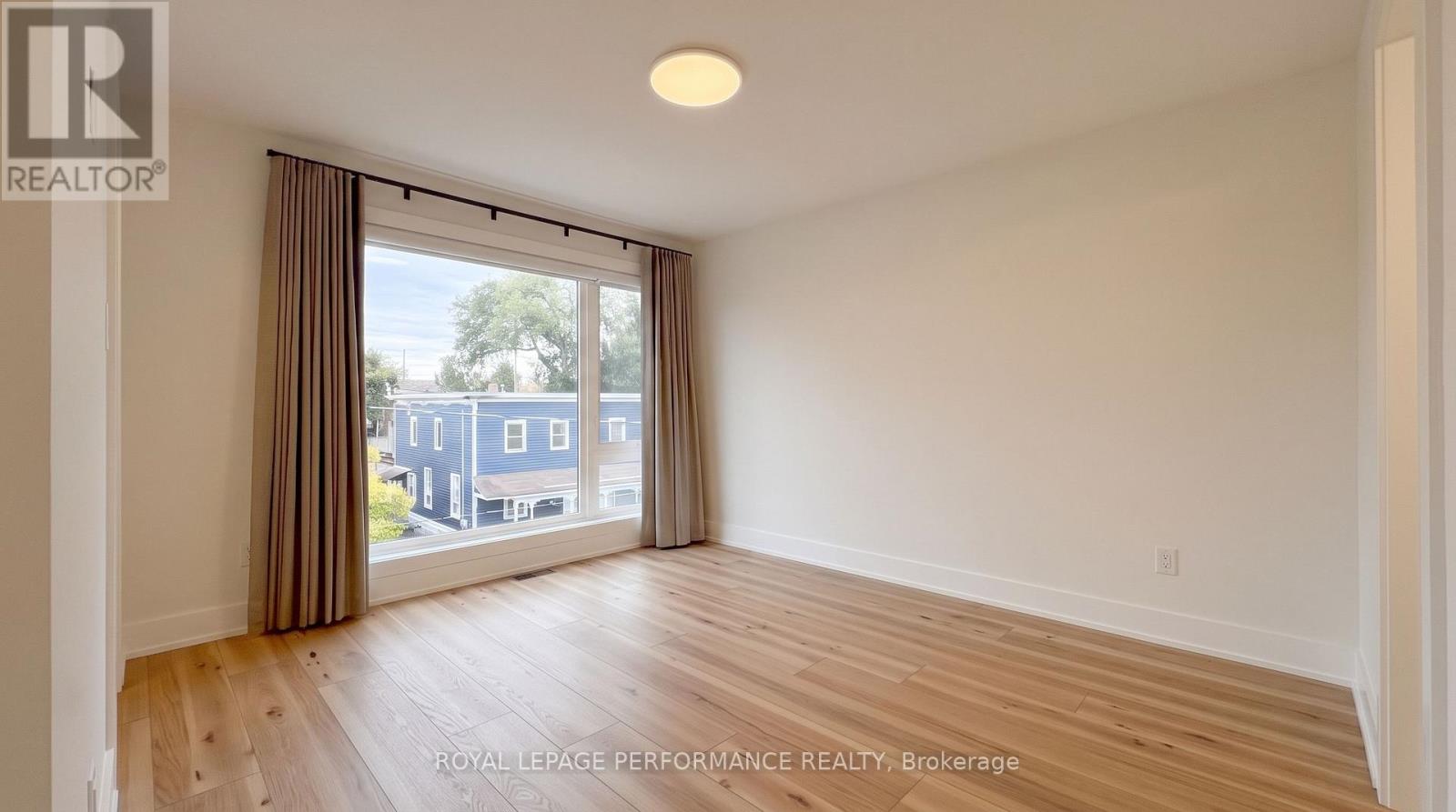 A/b - 238 Lebreton Street N Property Photo 25