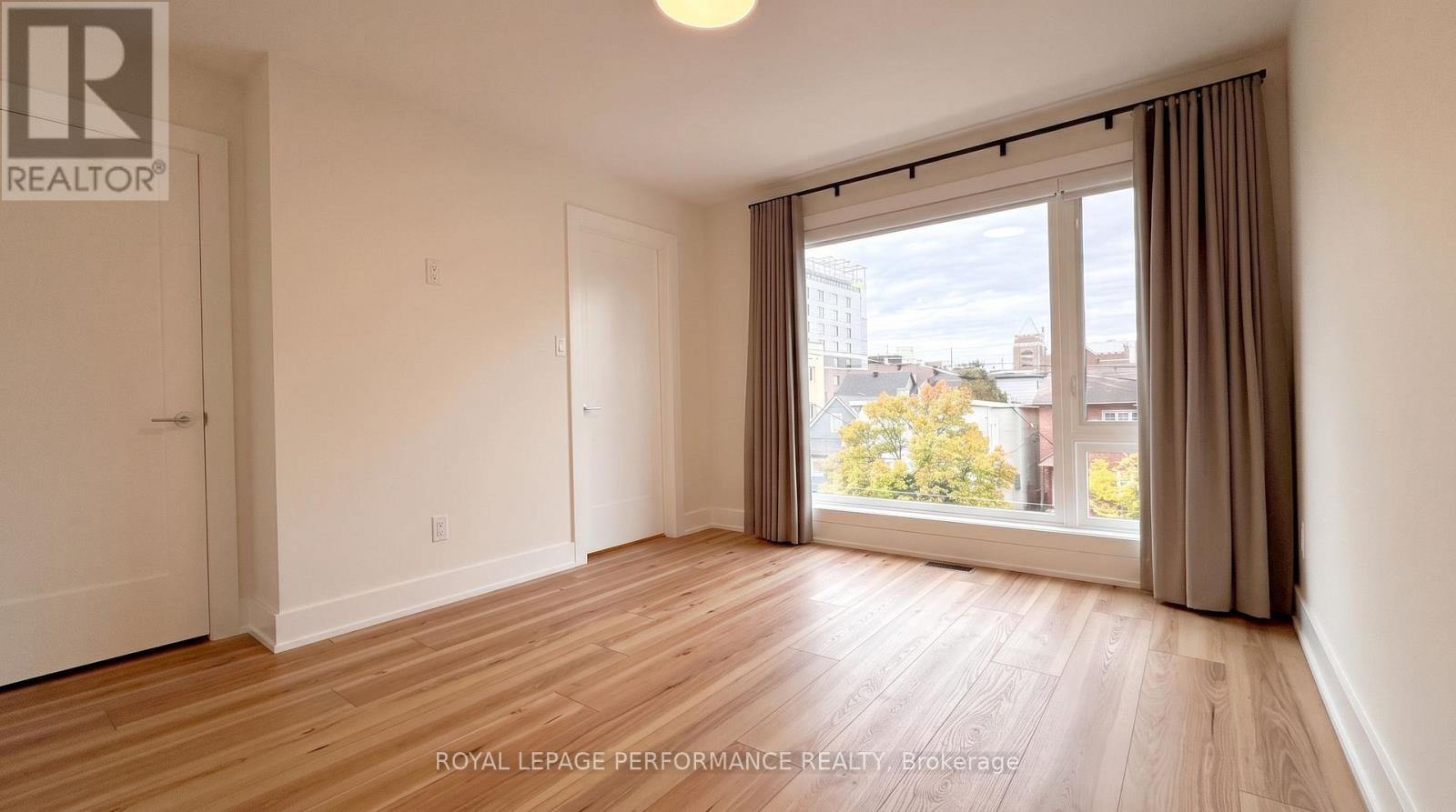 A/b - 238 Lebreton Street N Property Photo 26