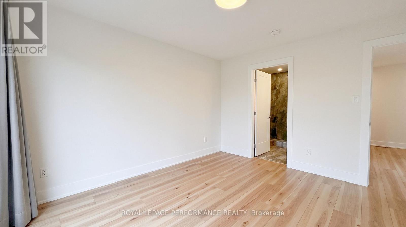 A/b - 238 Lebreton Street N Property Photo 27