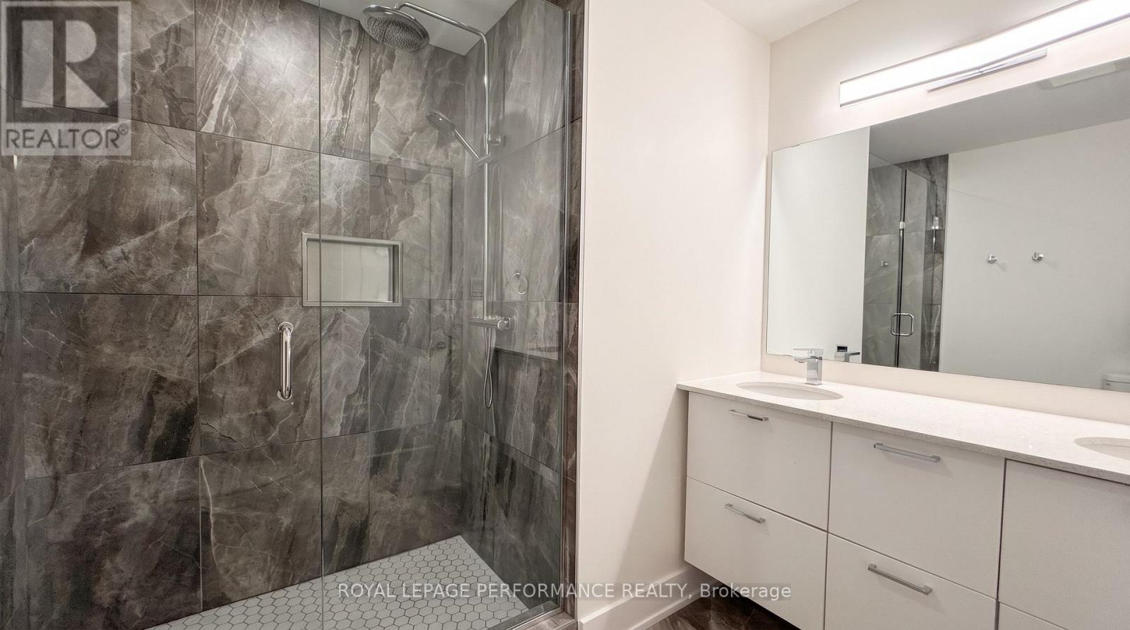 A/b - 238 Lebreton Street N Property Photo 28