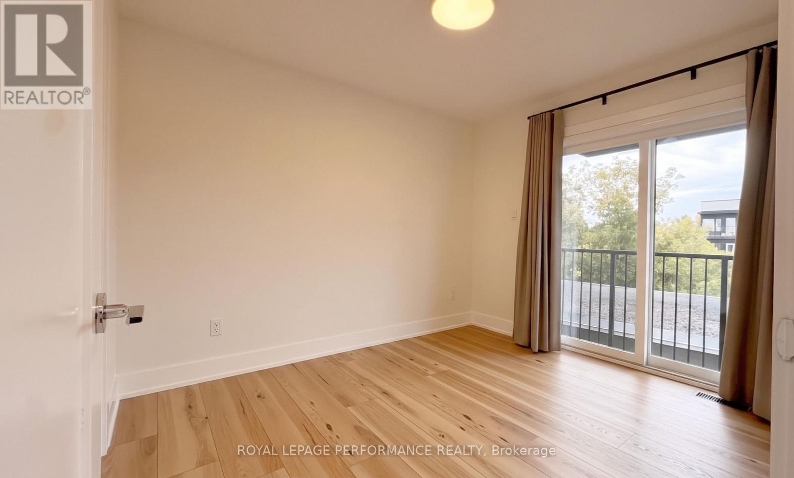 A/b - 238 Lebreton Street N Property Photo 30