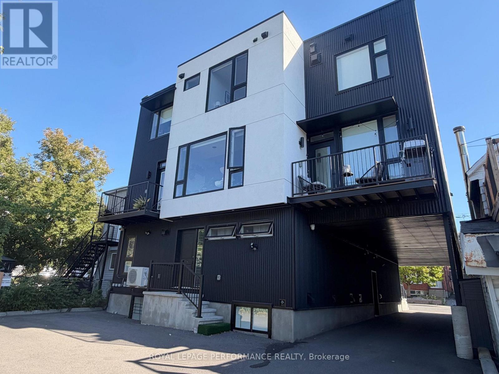 A/b - 238 Lebreton Street N Property Photo 32