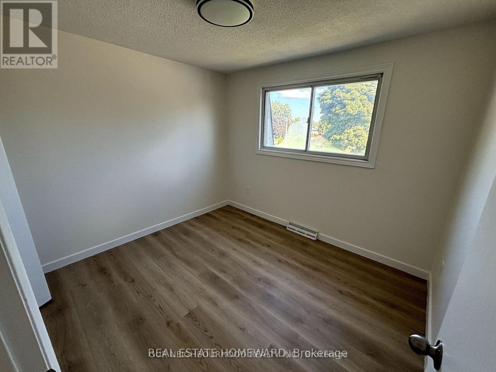 Unit A - 107 Endicott Terrace Property Photo 13