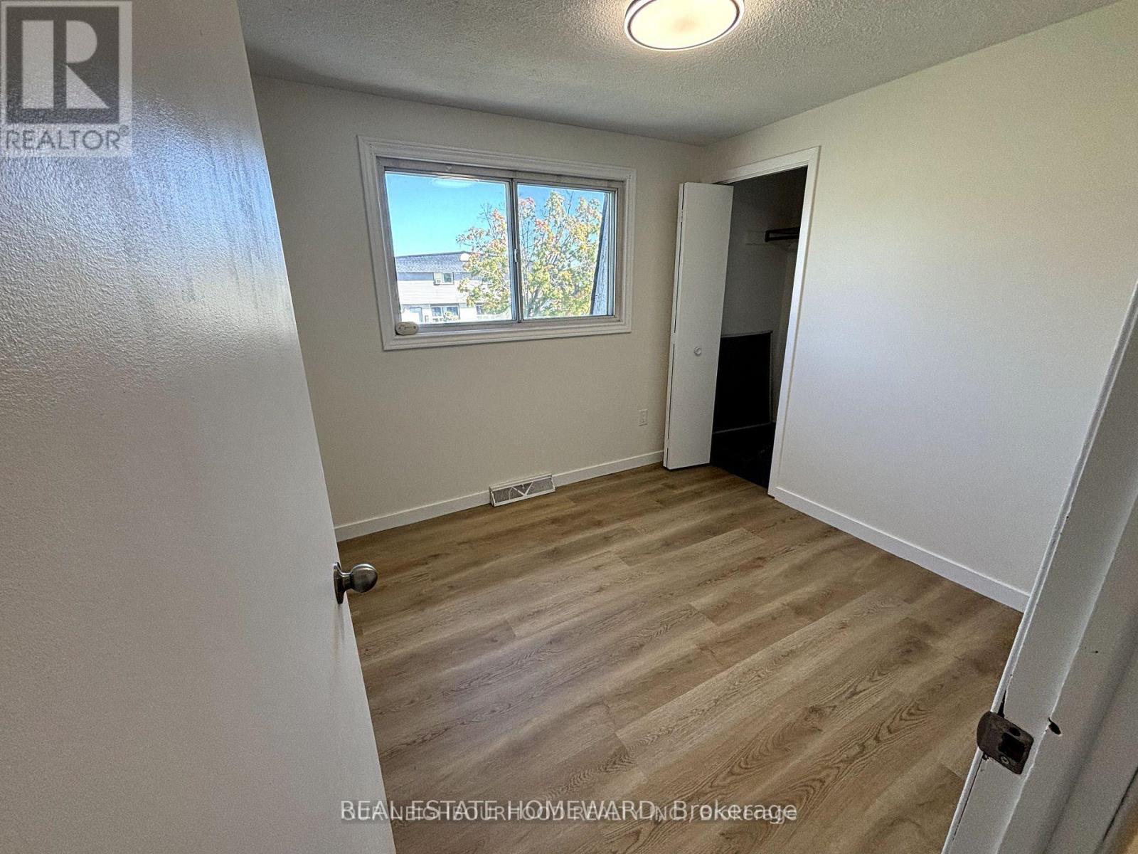Unit A - 107 Endicott Terrace Property Photo 14
