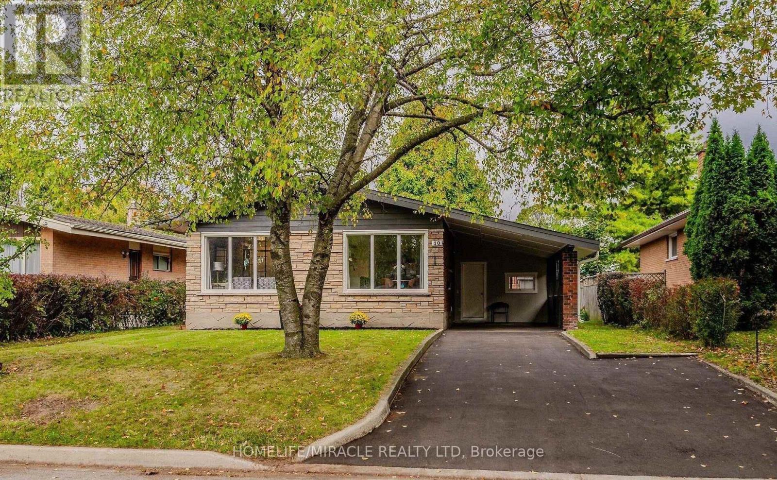 10 GREENWOOD AVENUE Property Photo 1