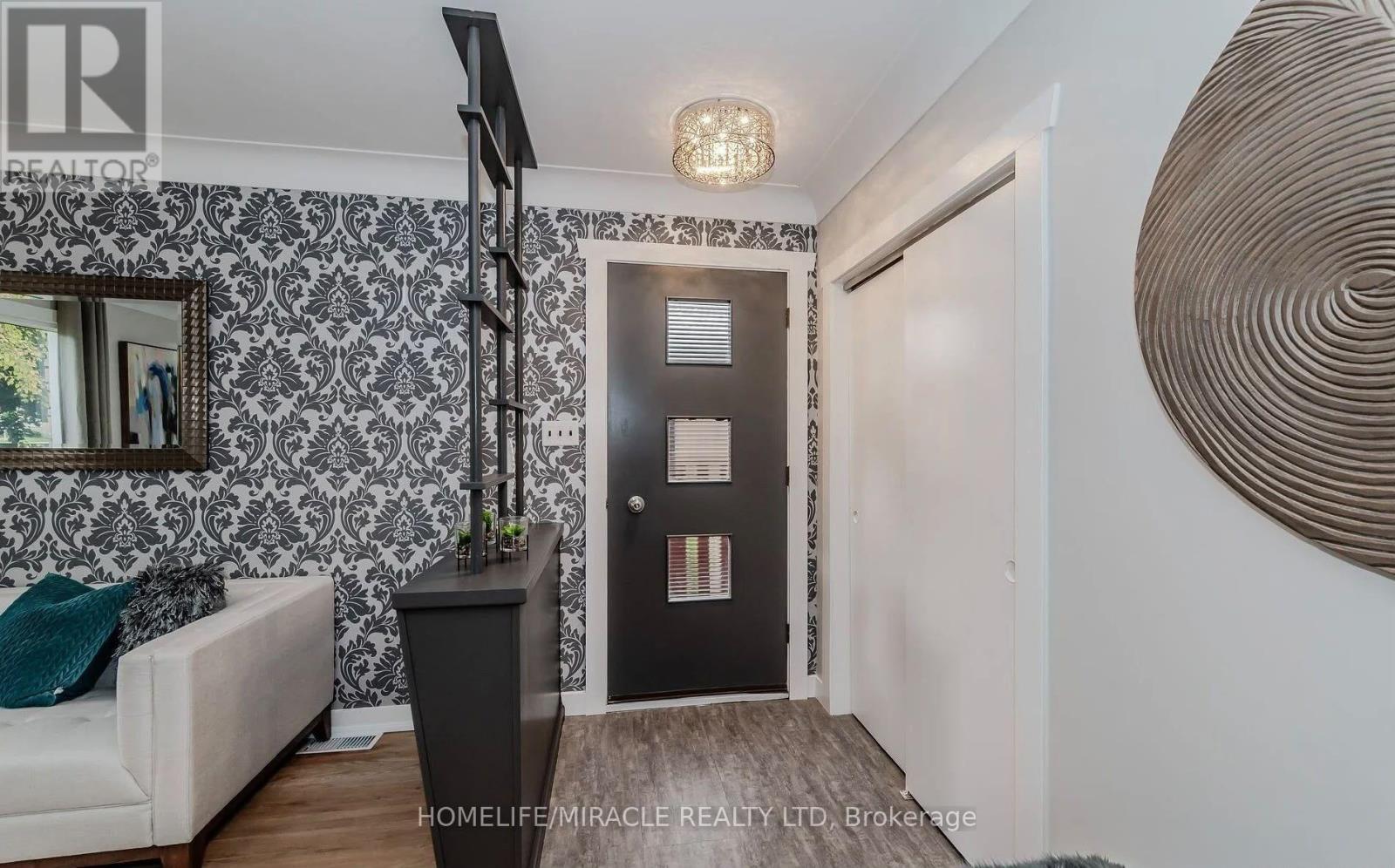 10 Greenwood Avenue Property Photo 15