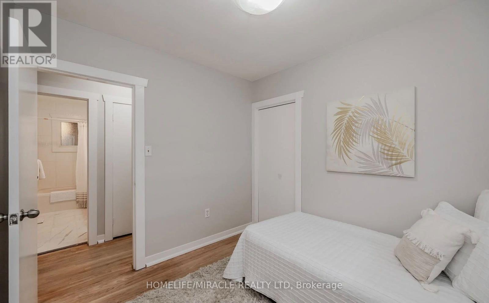 10 Greenwood Avenue Property Photo 23
