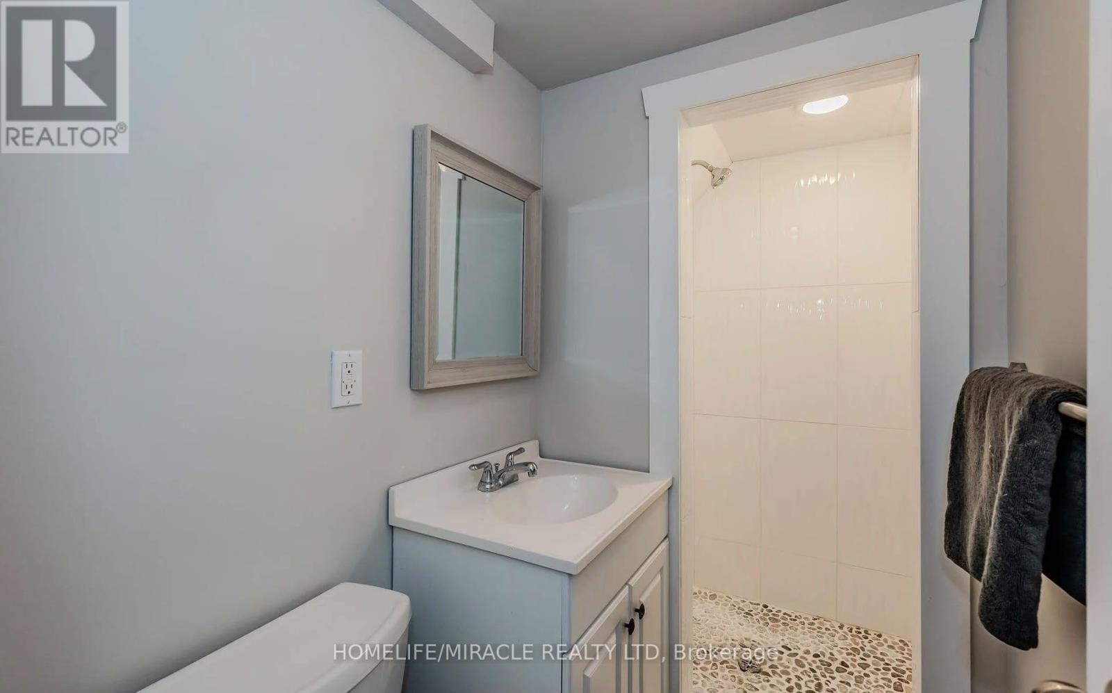 10 Greenwood Avenue Property Photo 25