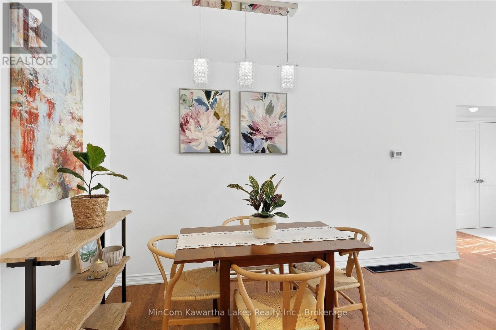 398 Applegrove Avenue Property Photo 11
