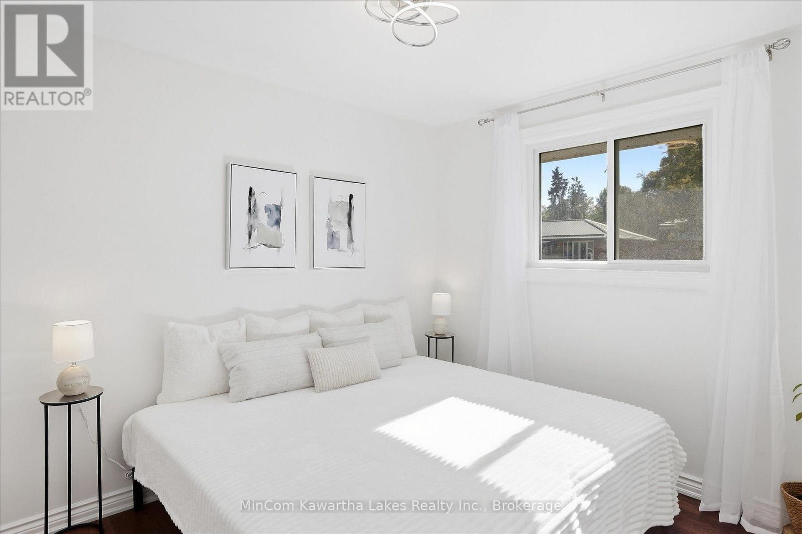 398 Applegrove Avenue Property Photo 17
