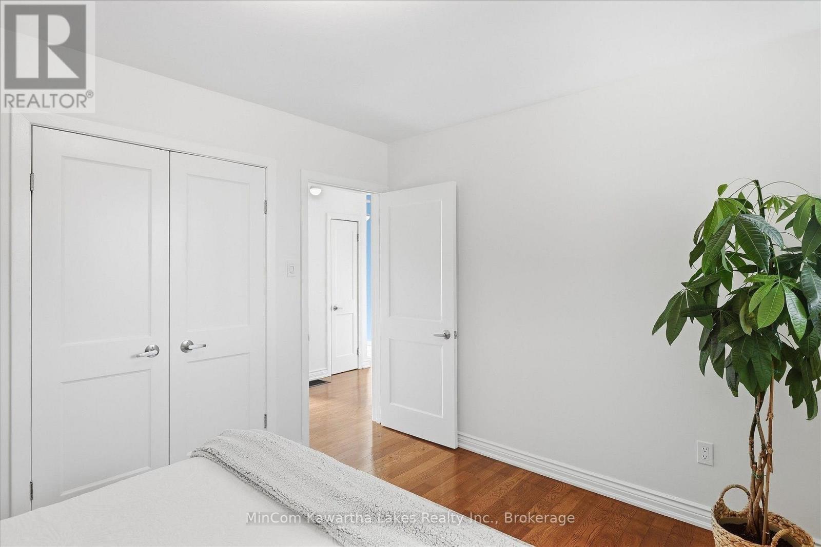 398 Applegrove Avenue Property Photo 22