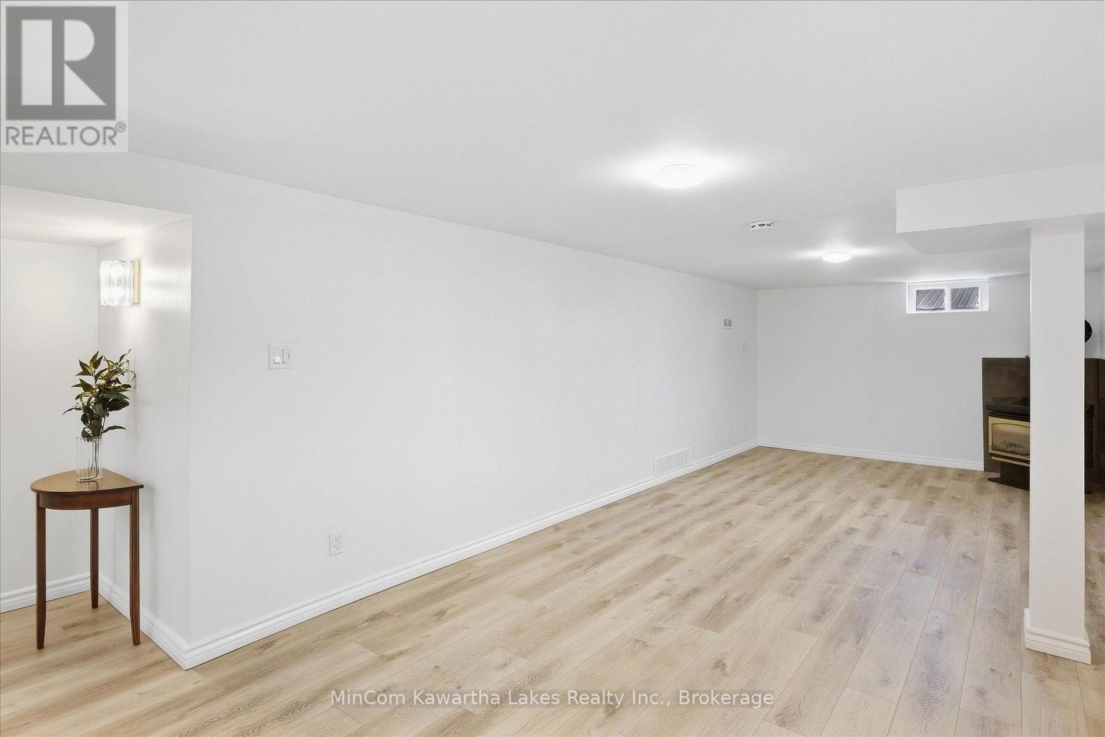 398 Applegrove Avenue Property Photo 27
