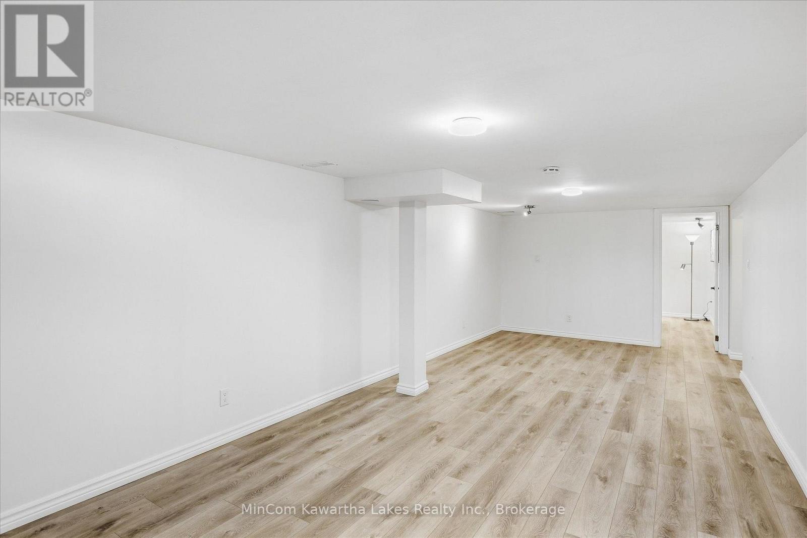 398 Applegrove Avenue Property Photo 28