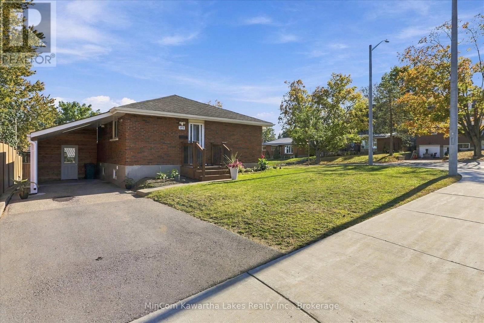 398 Applegrove Avenue Property Photo 36