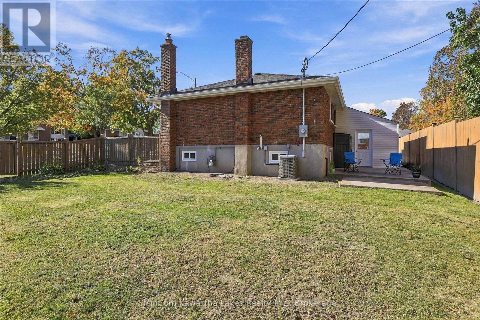 398 Applegrove Avenue Property Photo 38