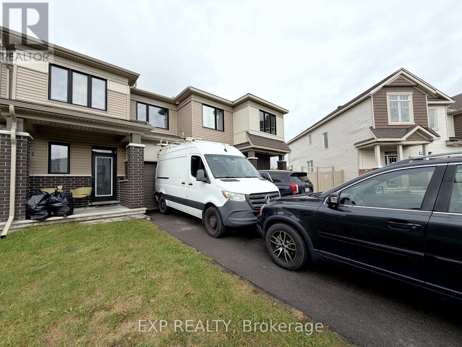 27 Bermondsey Way Property Photo 1