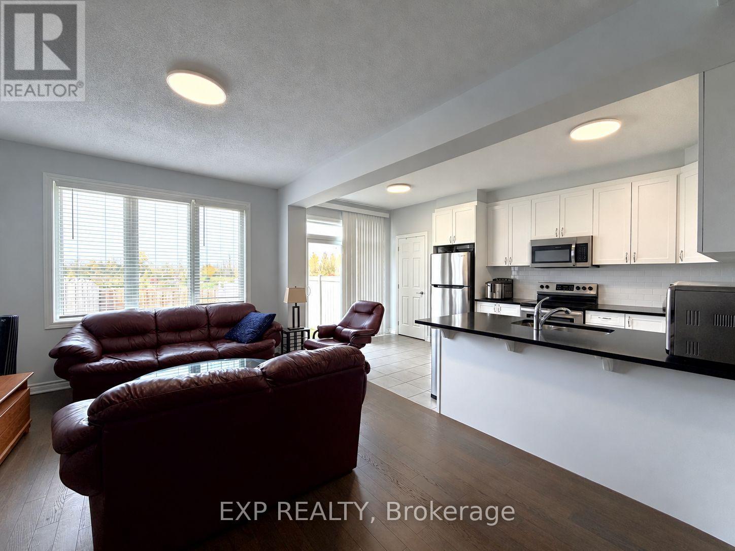 27 Bermondsey Way Property Photo 7