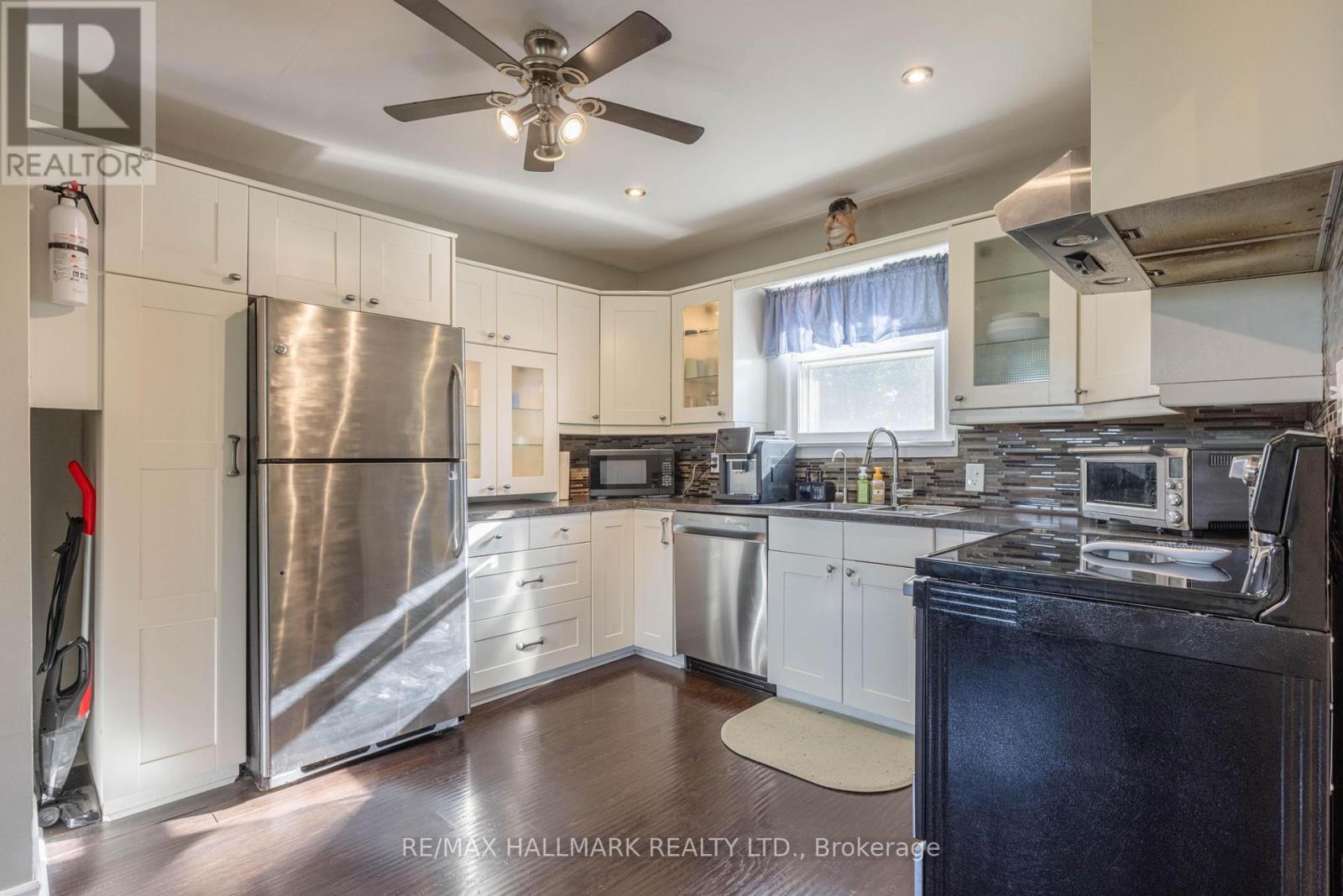 79 Powerview Avenue Property Photo 11