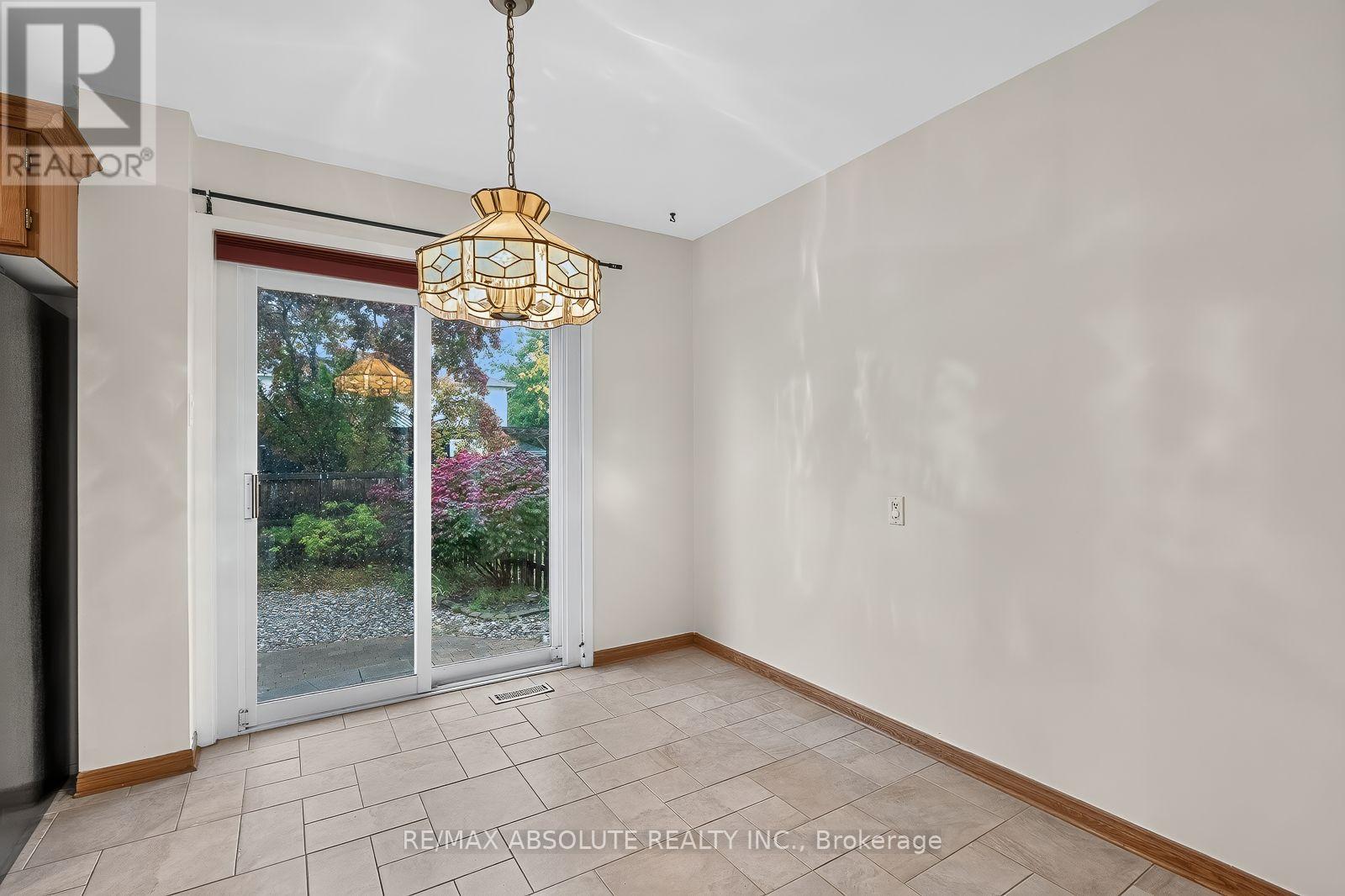 1475 Deavy Way Property Photo 12