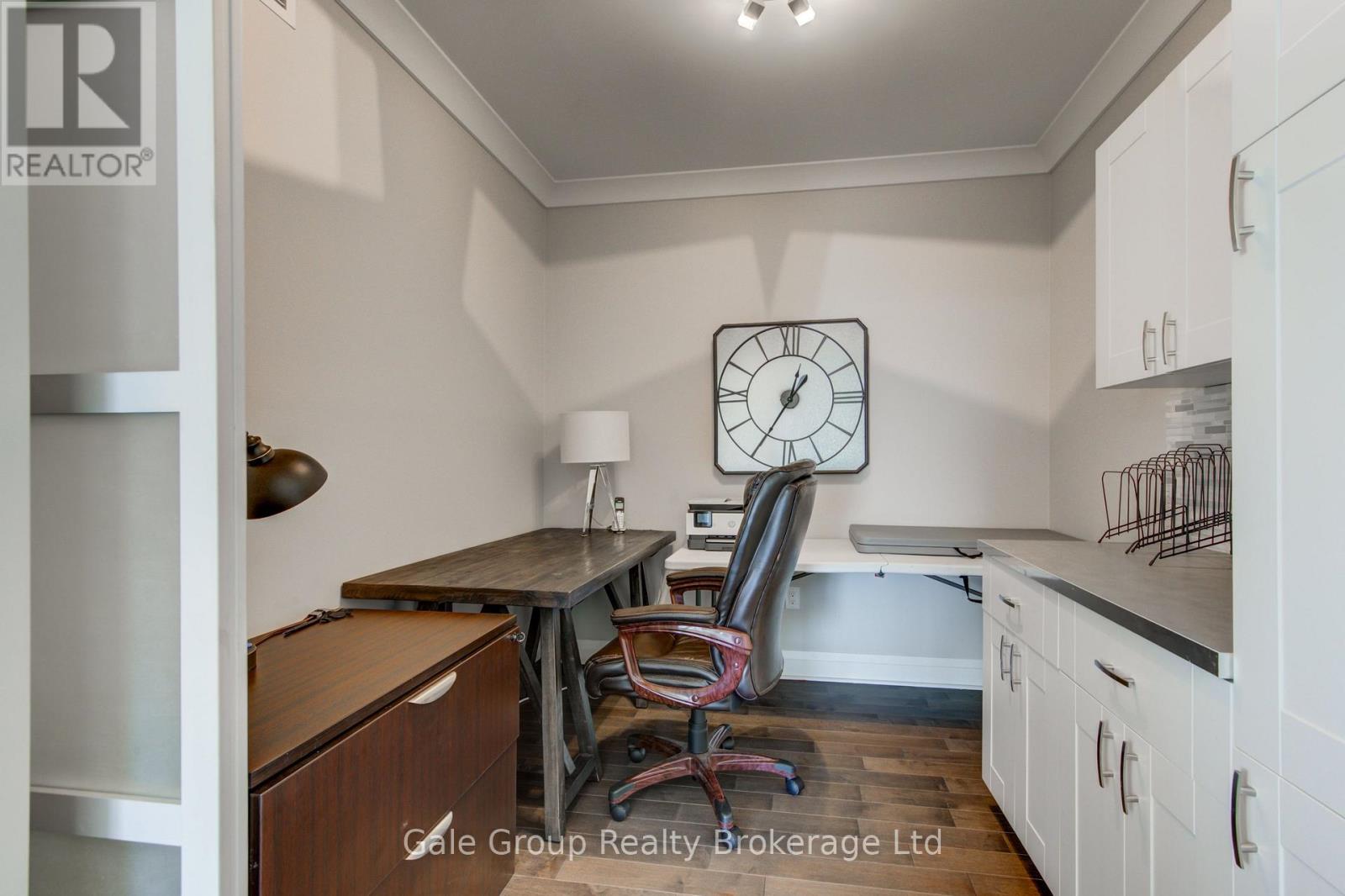 2702 - 330 Ridout Street N Property Photo 13
