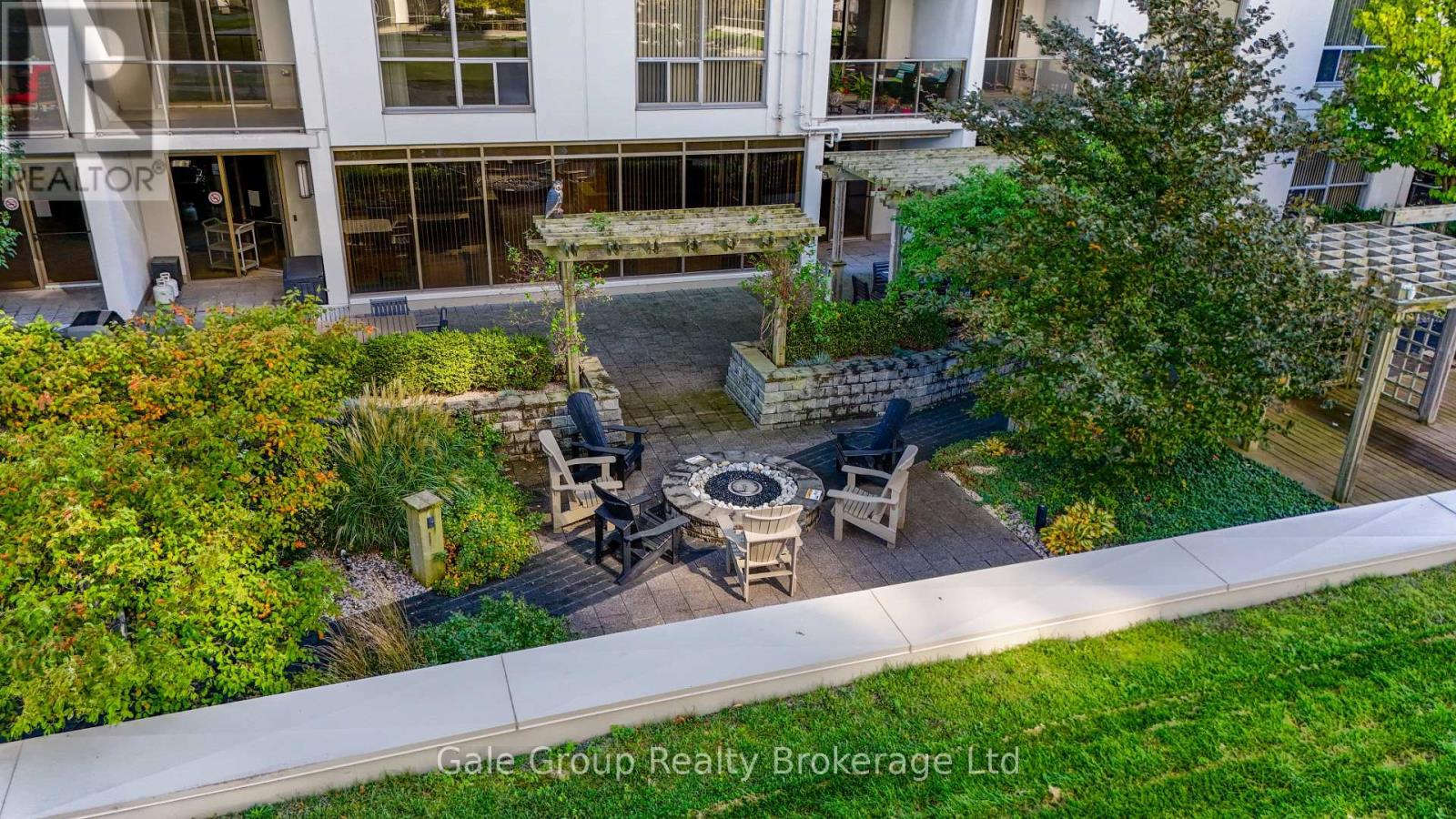 2702 - 330 Ridout Street N Property Photo 28