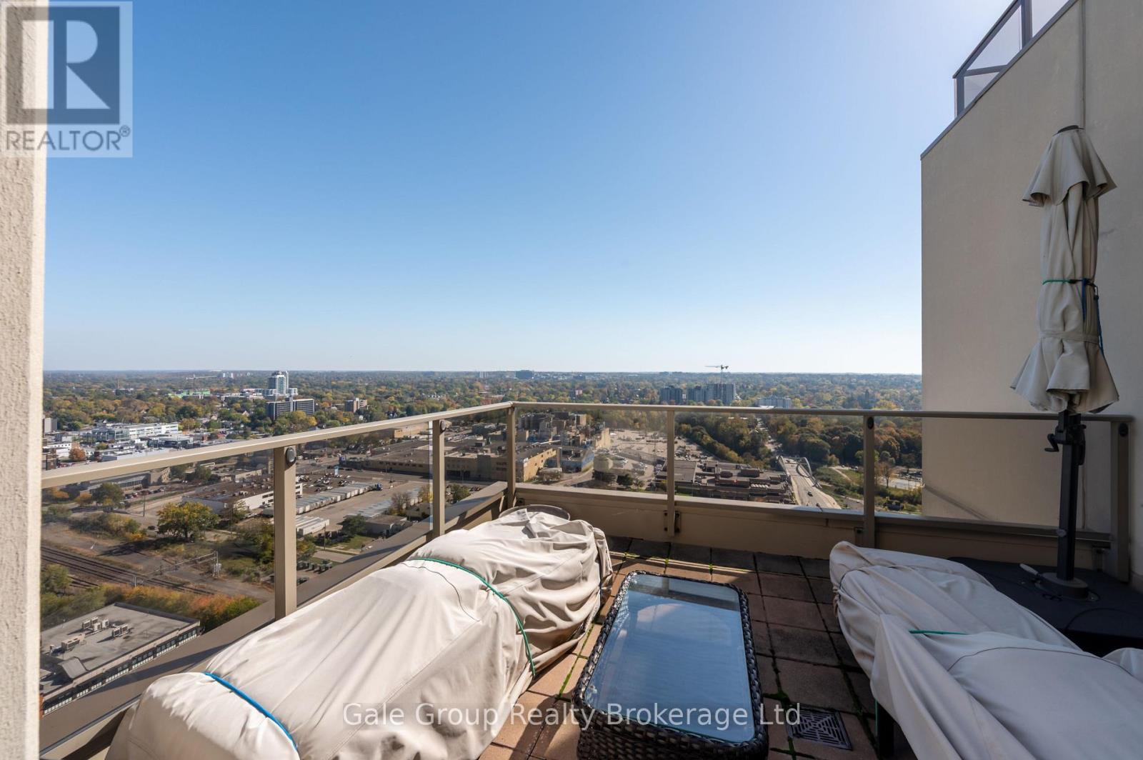 2702 - 330 Ridout Street N Property Photo 32