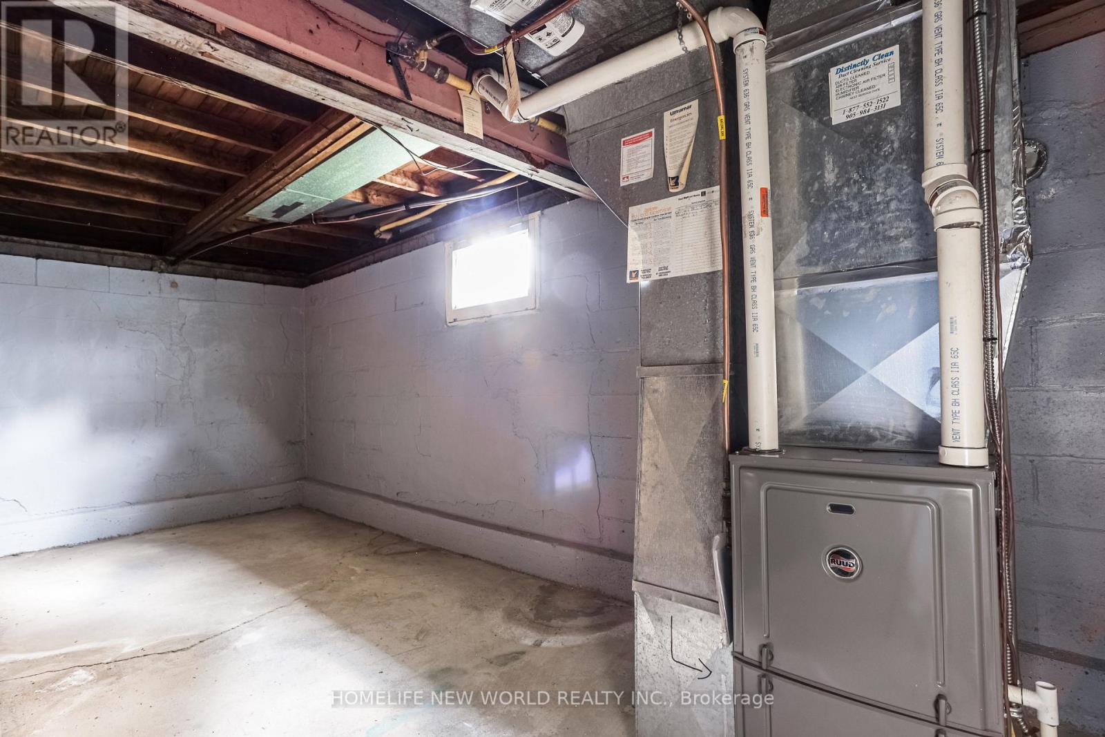 422 Welland Avenue Property Photo 29