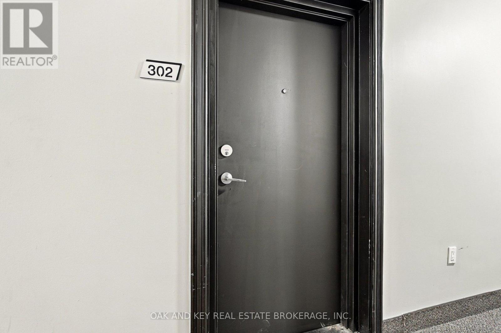 302 - 931 Wonderland Road S Property Photo 8