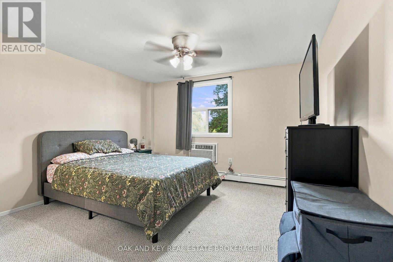 302 - 931 Wonderland Road S Property Photo 23