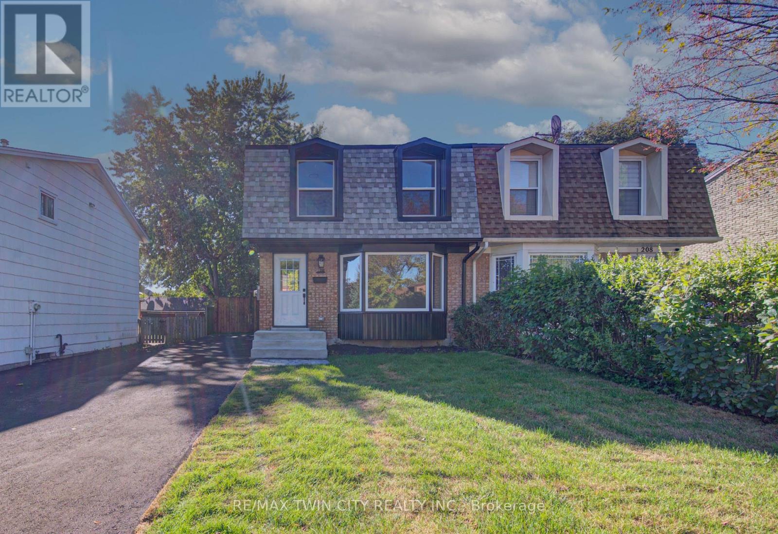 210 Ferguson Avenue Property Photo 2