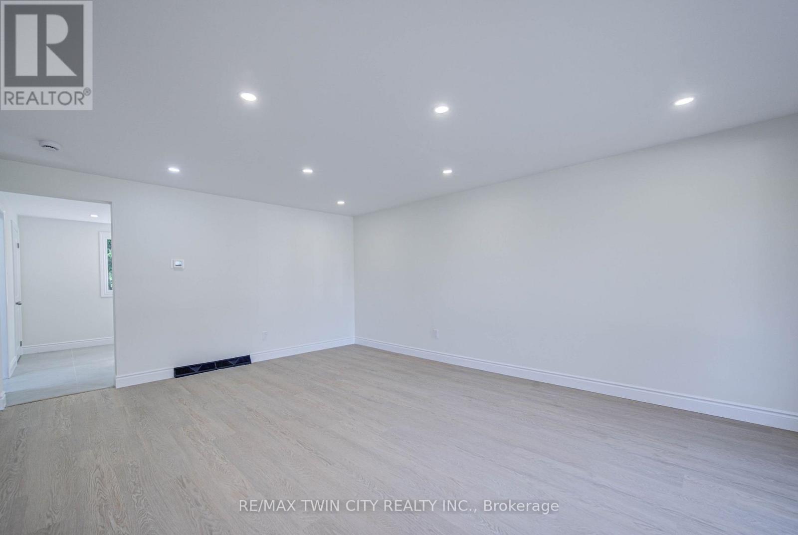 210 Ferguson Avenue Property Photo 8