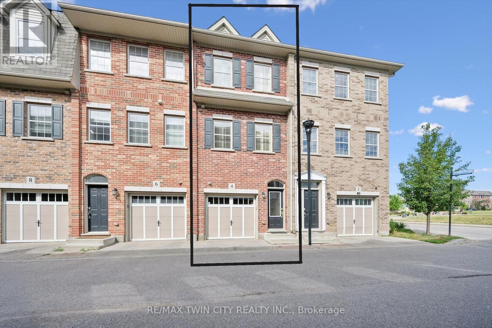 4 CHELTENHAM MEWS Property Photo 1