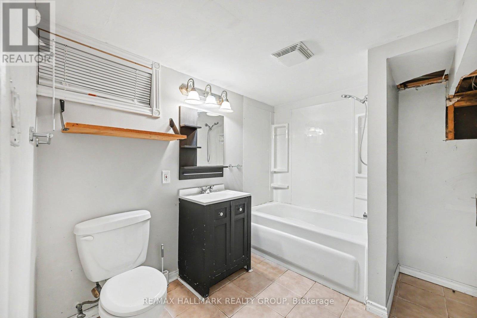 65 Christopher Hamilton Street Property Photo 23