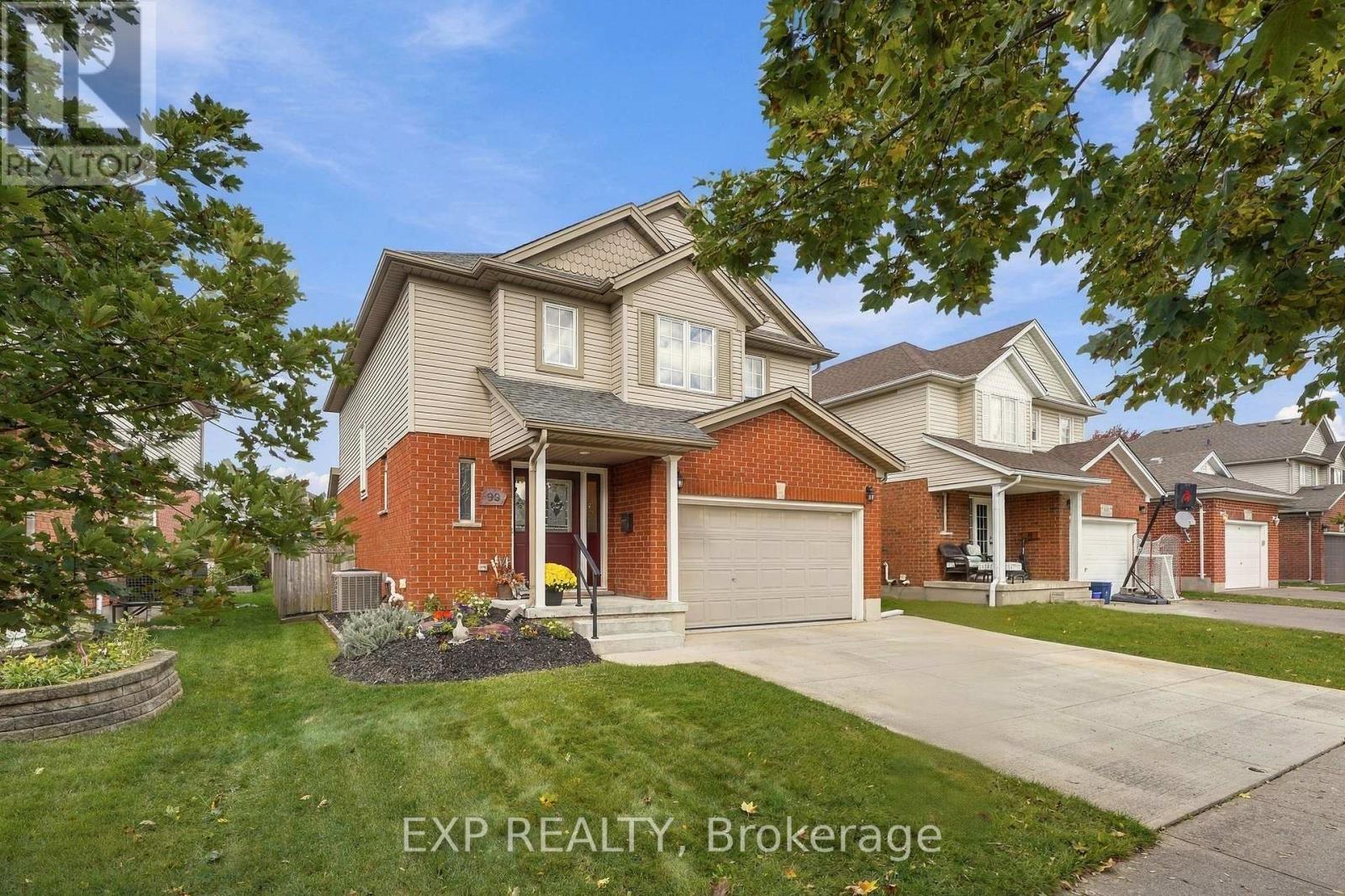 99 Stiefelmeyer Crescent Property Photo 3