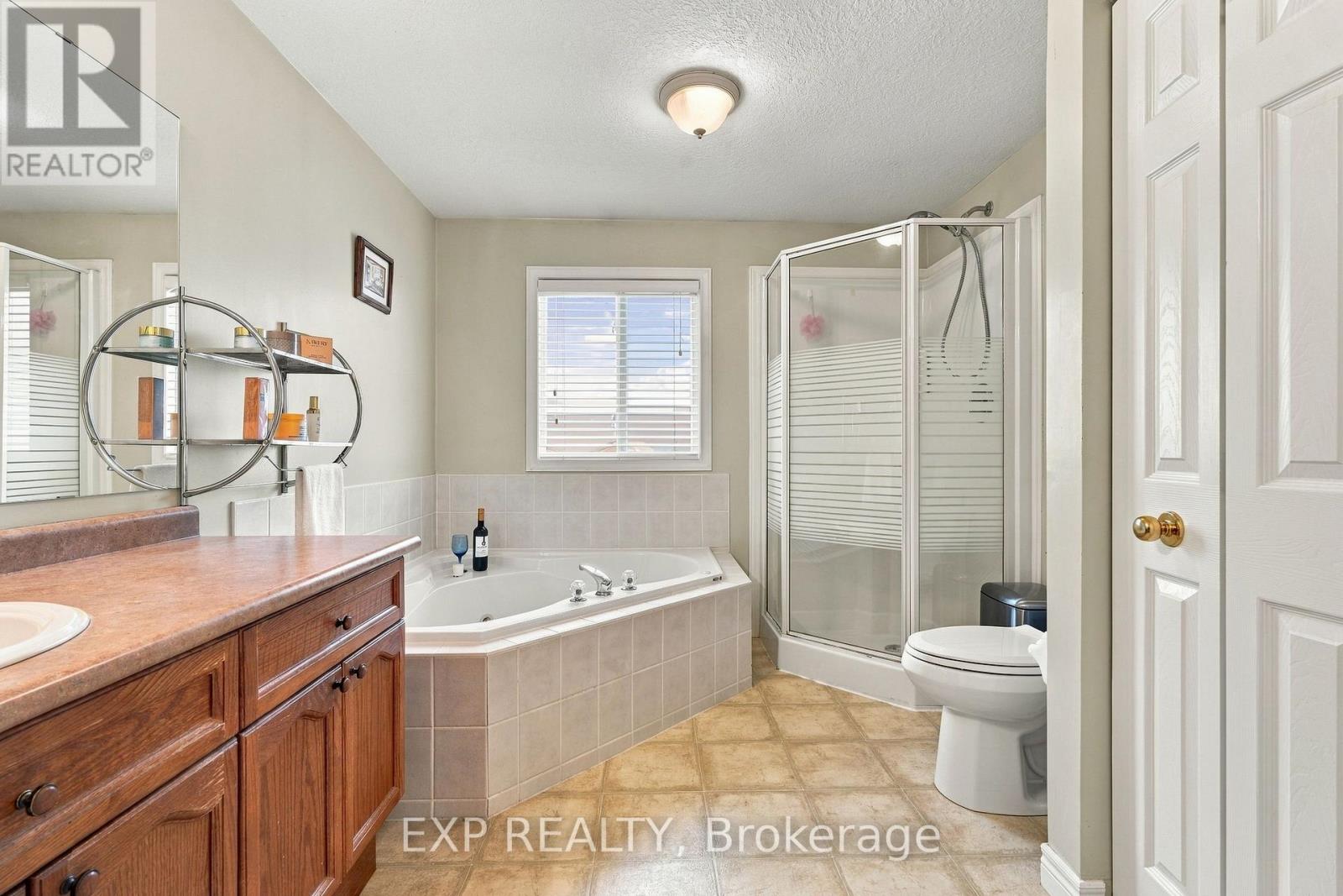 99 Stiefelmeyer Crescent Property Photo 24