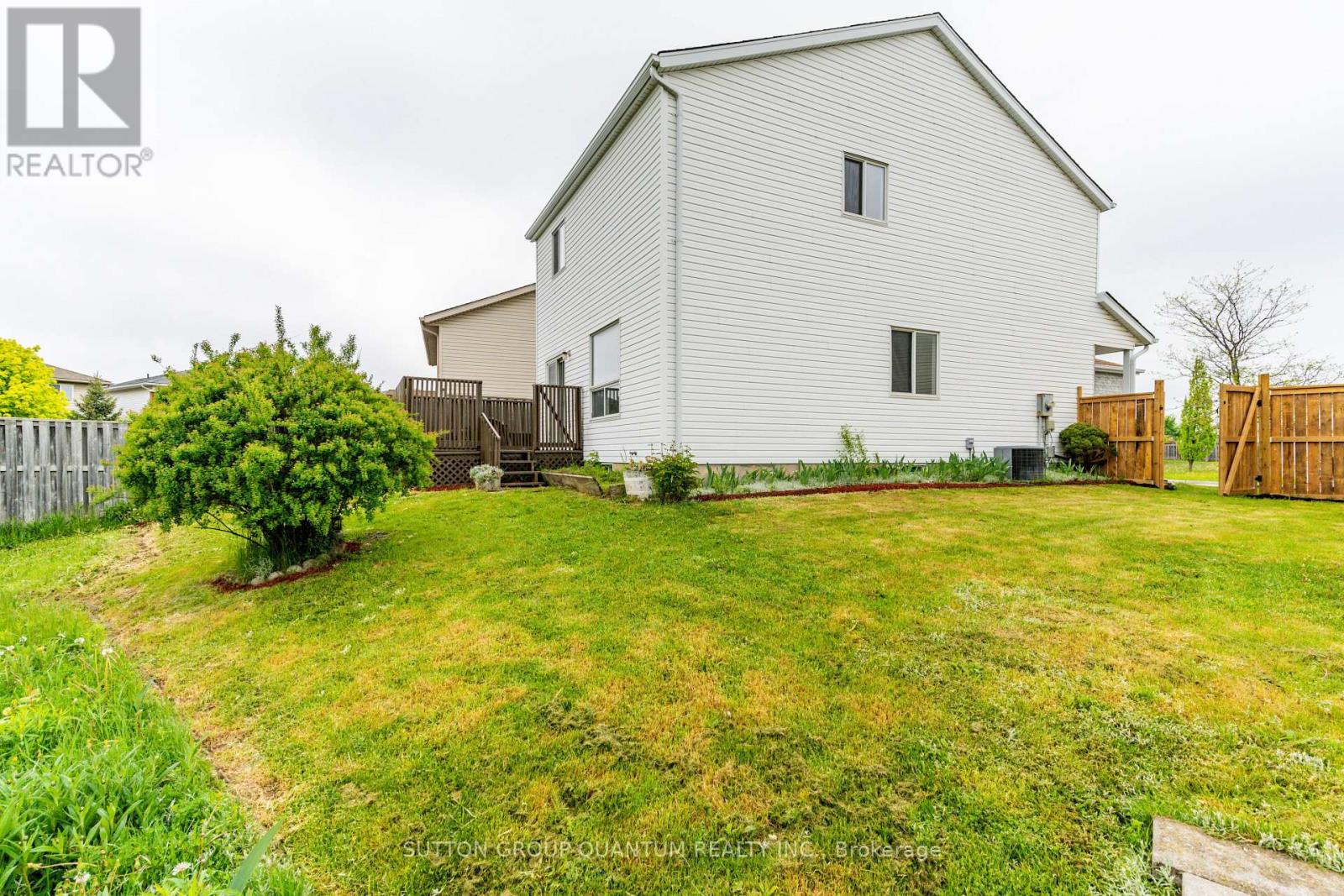 Upper - 48 White Sands Court Property Photo 29