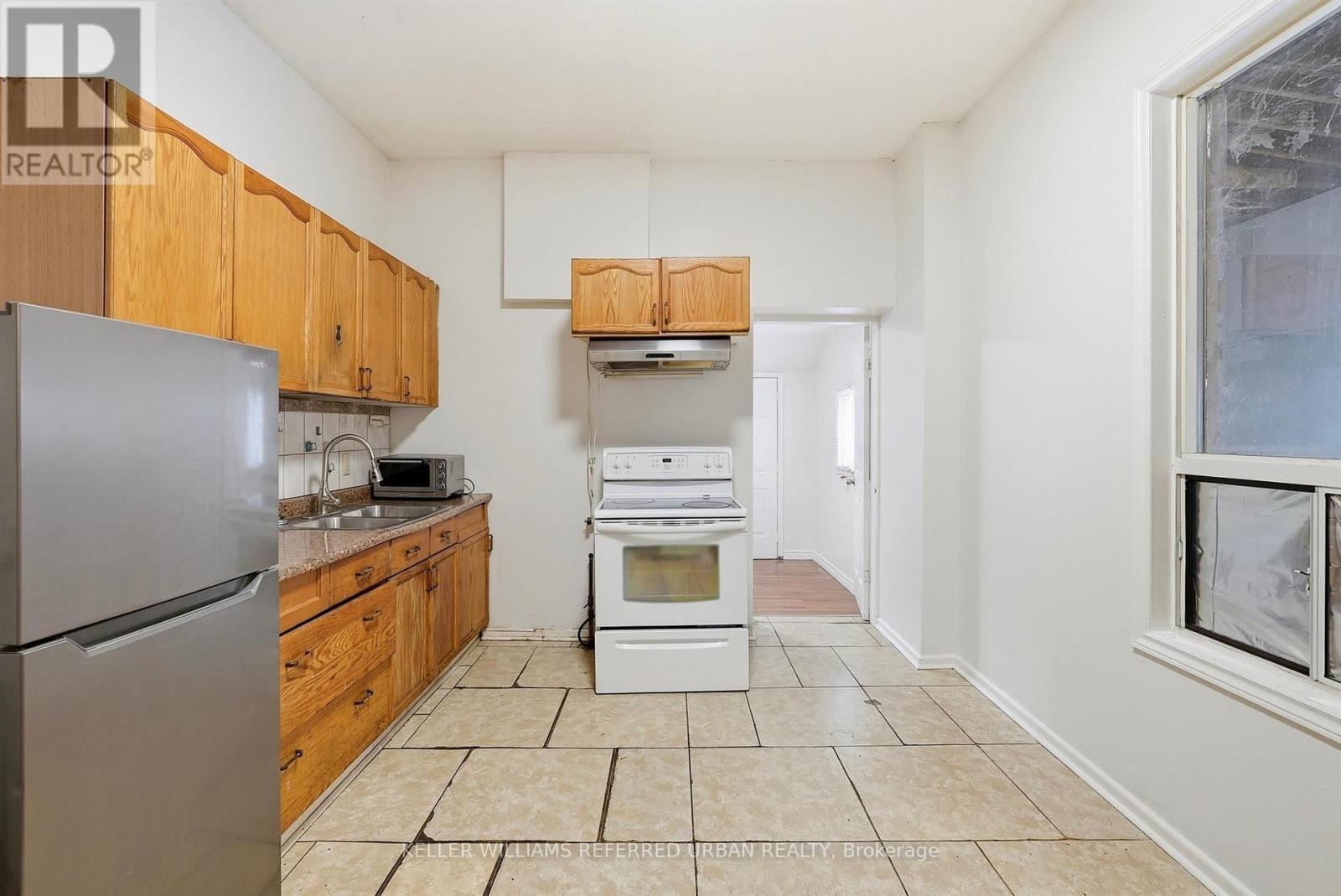 52 Cathcart Street Property Photo 7