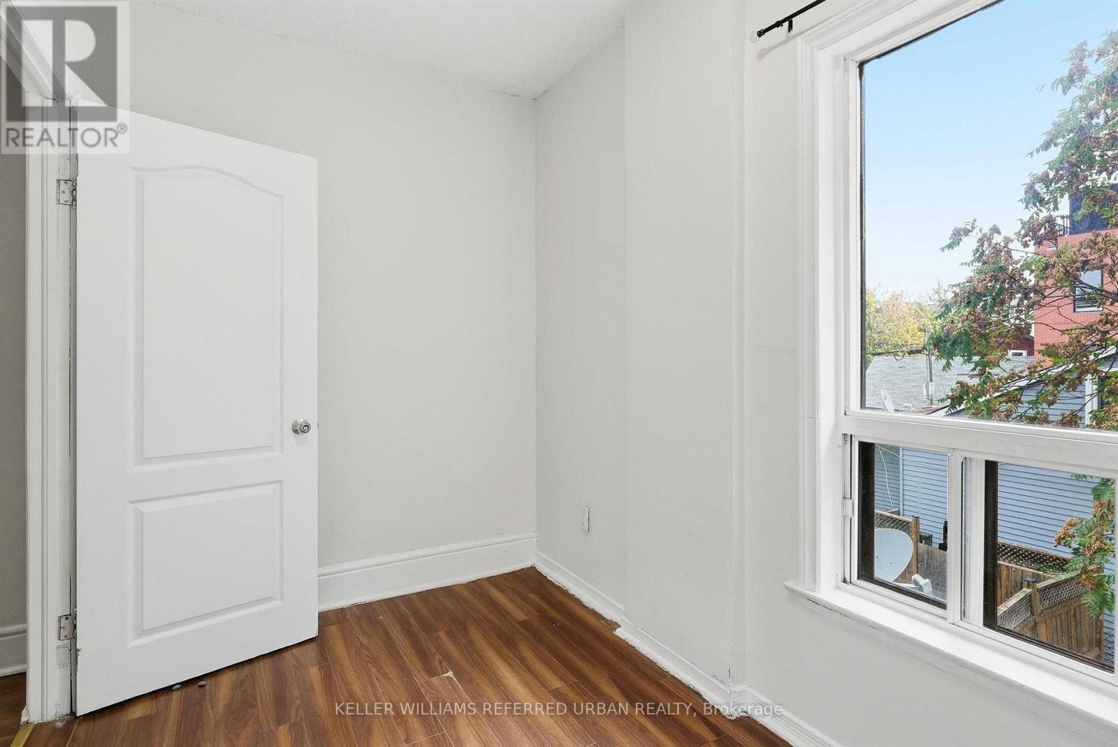 52 Cathcart Street Property Photo 25