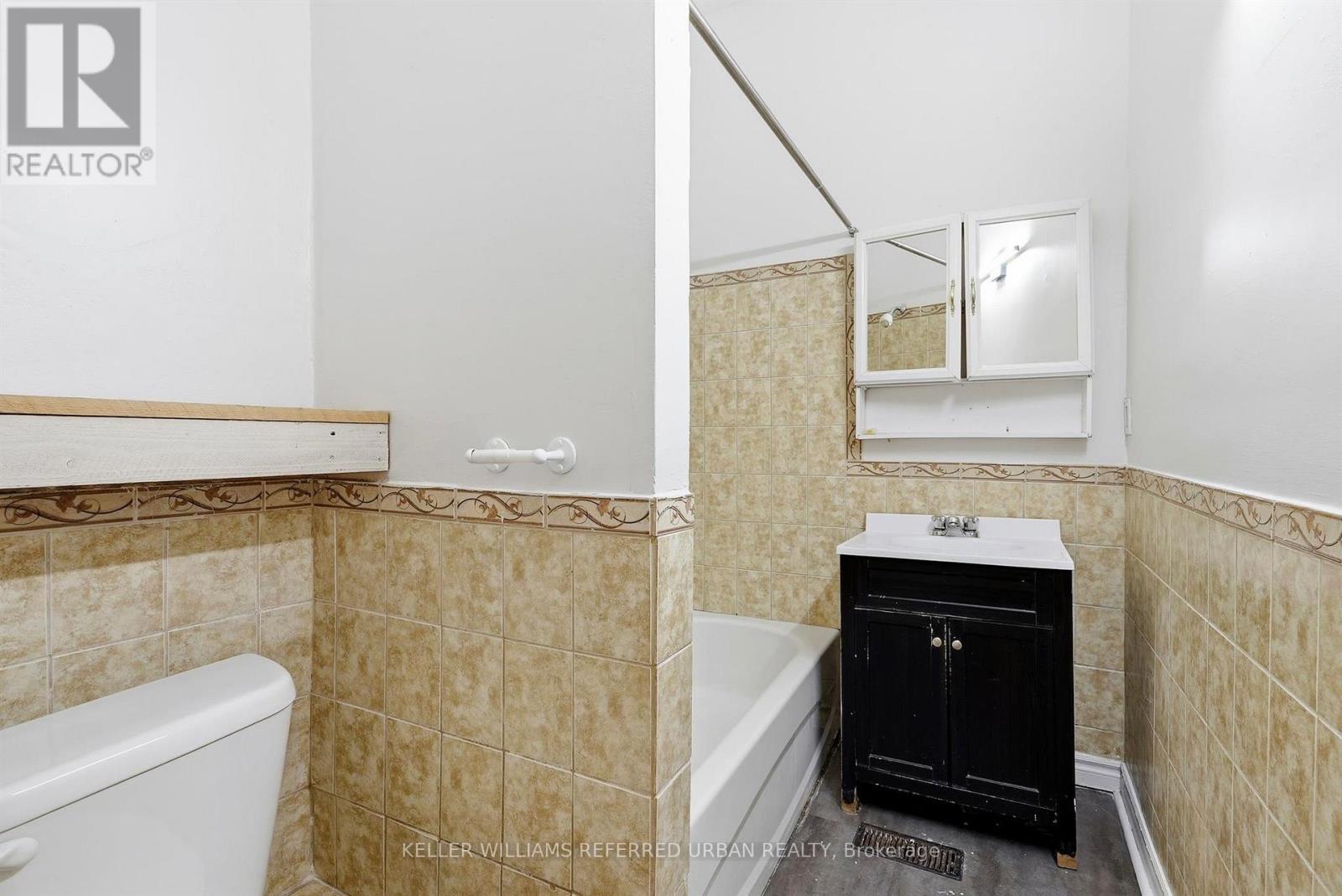 52 Cathcart Street Property Photo 26